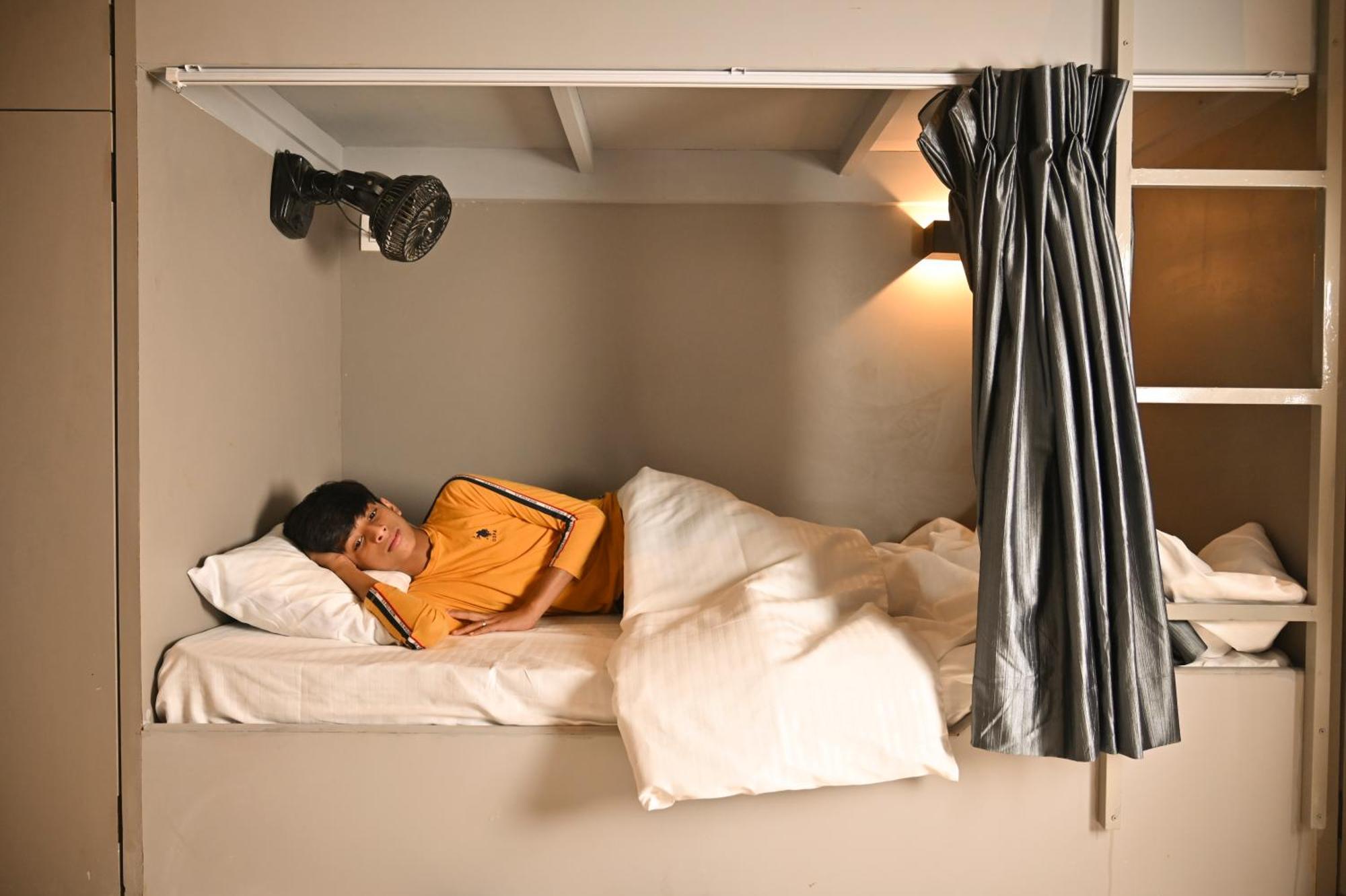 Bed & Bread Dormitory Bharuch Buitenkant foto